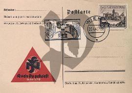 Recto carte postale ancienne logo du NSV triangle rouge  Secours populaire national-socialiste tampon de ville Wien (vienne) , tampon anniversaire du Fuhrer croix de fer avec une épée à gauche et un marteau à droite avec un timbre du winterhilfswerk deuts